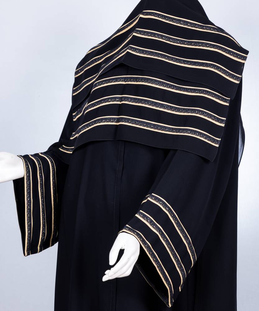 عباية مع طرحه موديل رقم  3612 (1)