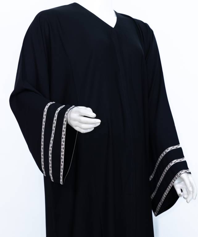 عباية مع طرحة معدن موديل رقم 3561 (1)