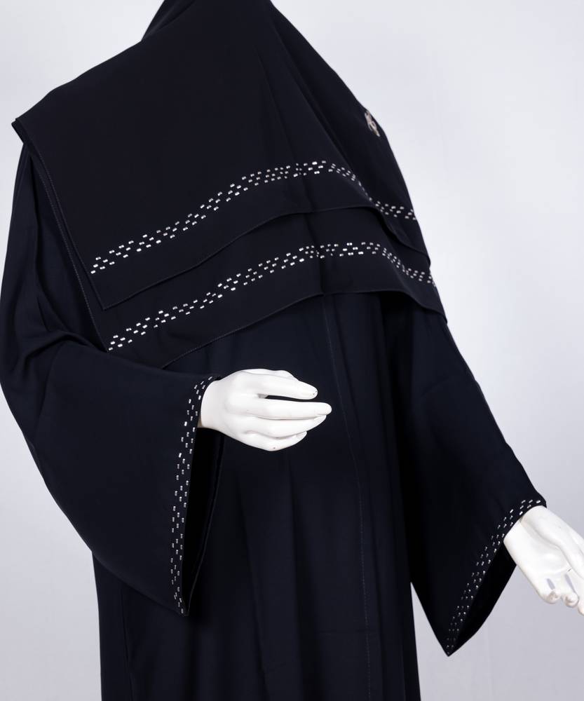 عباية مع طرحة كريستال موديل رقم 3628 (1)
