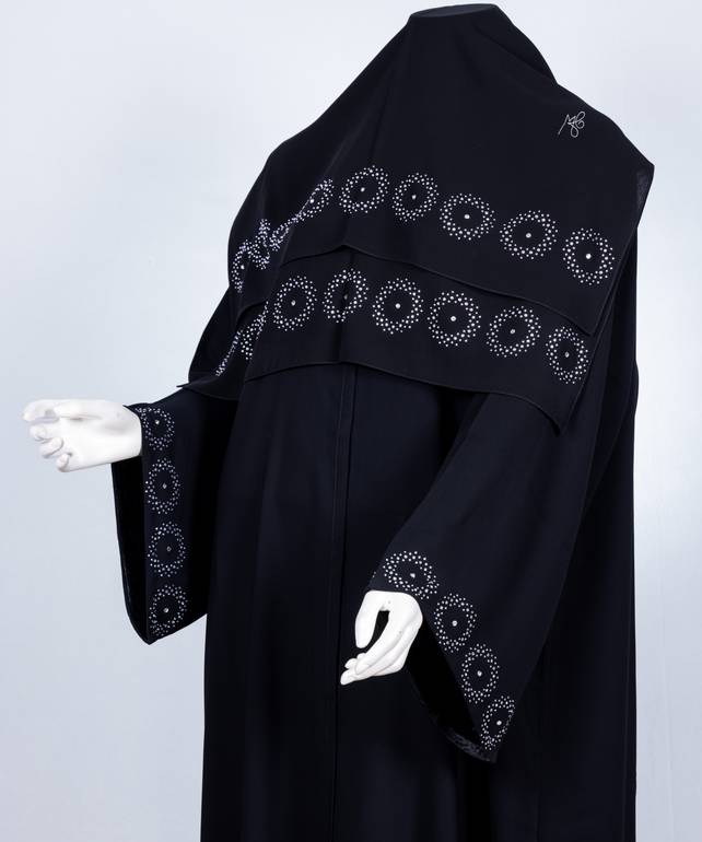  عباية مع طرحة كريستال دوائر موديل رقم 3642 (1)