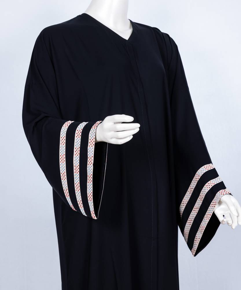 عباية مع طرحة موديل رقم  3662 (1)