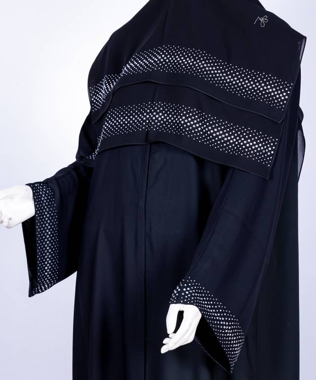 عباية مع طرحة كريستال سادة 3580 (1)