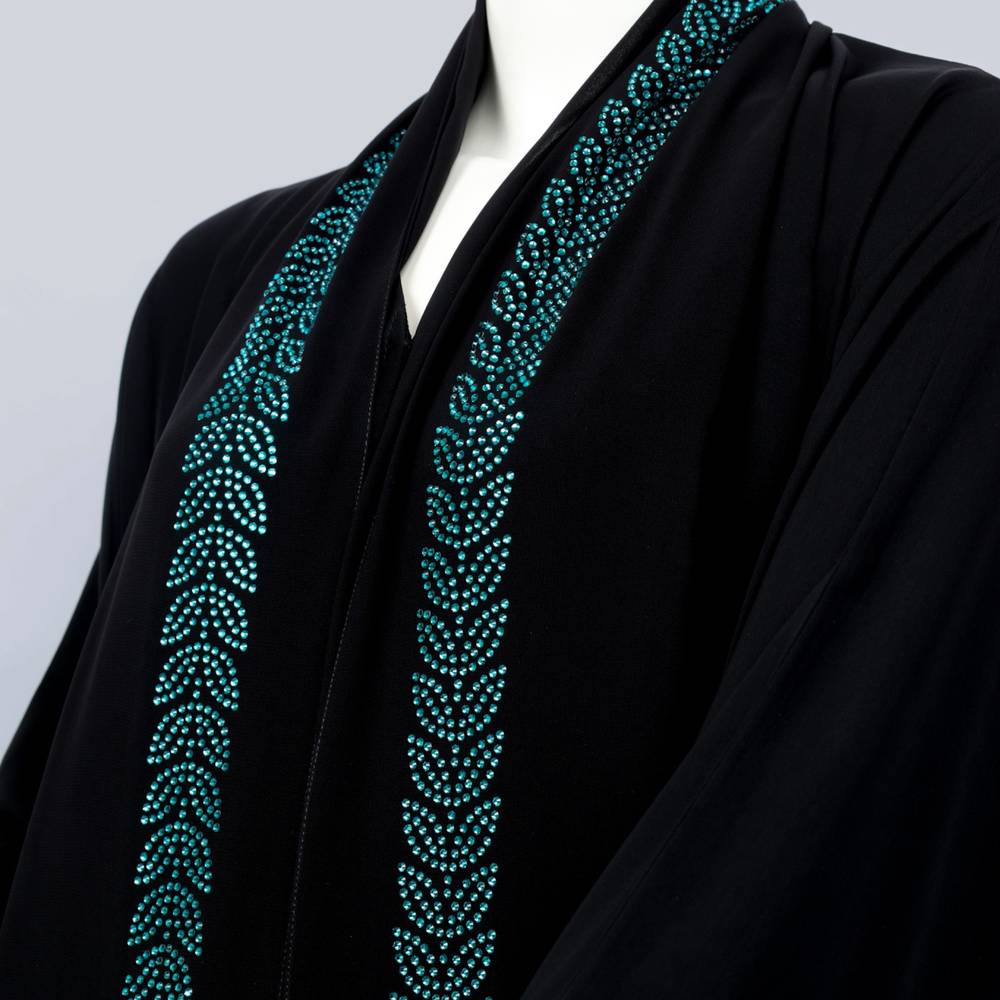  عباية مع طرحه كريستال موديل  FLOWERS  