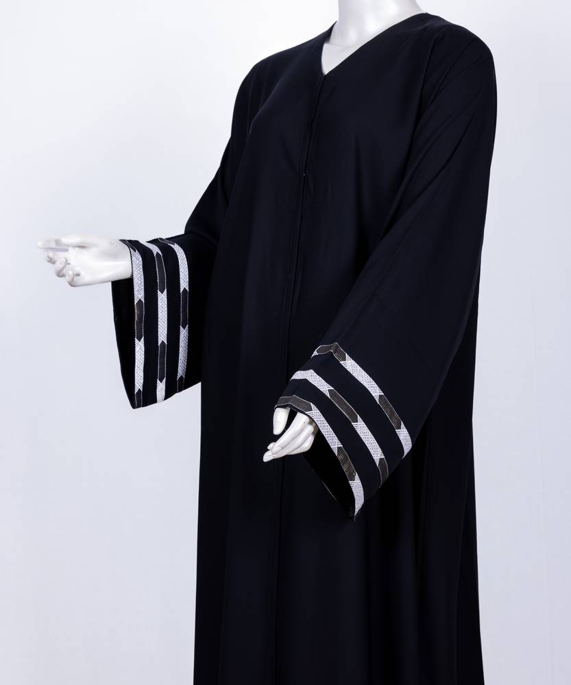   عباية + طرحة موديل رقم  3632