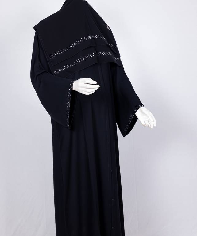 عباية مع طرحة معدن مستطيل موديل رقم  3618 (1)