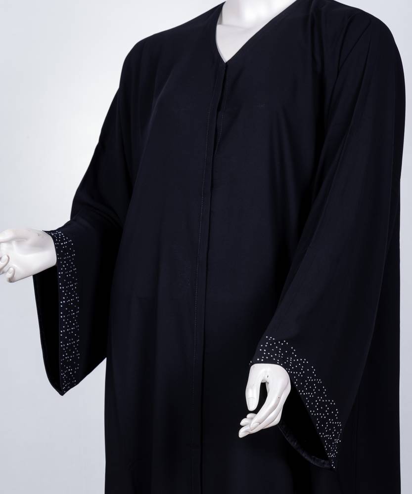 عباية مع طرحة كريستال موديل رقم  3643 (1)