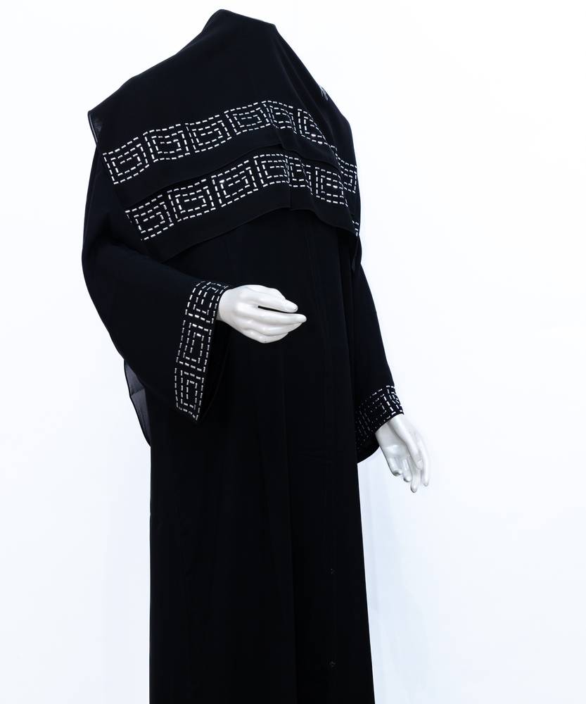 عباية مع طرحة مستطيل موديل رقم 3620 (1)