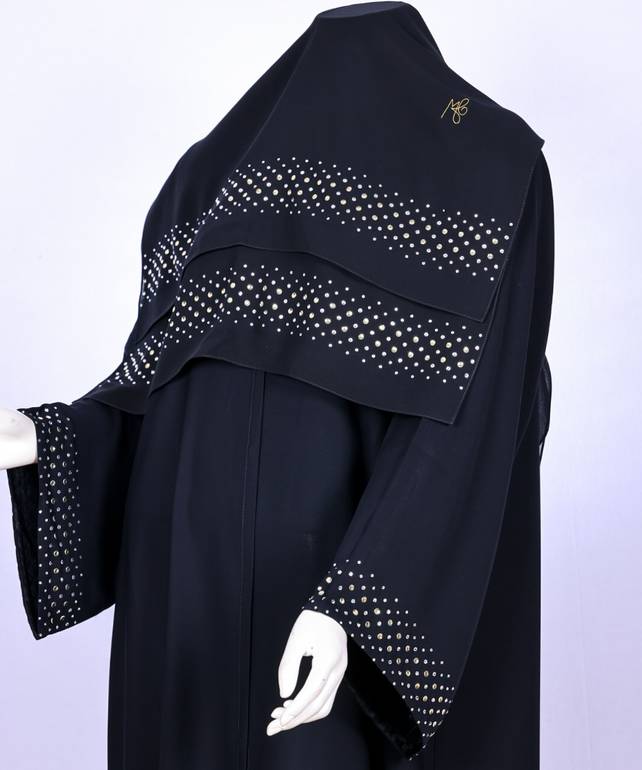 عباية مع طرحه موديل رقم  3665 (1)