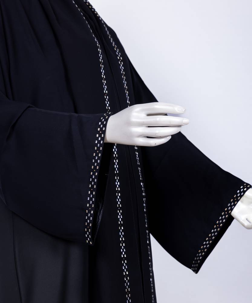 عباية مع طرحة معدن مستطيل موديل رقم  3645  (1)