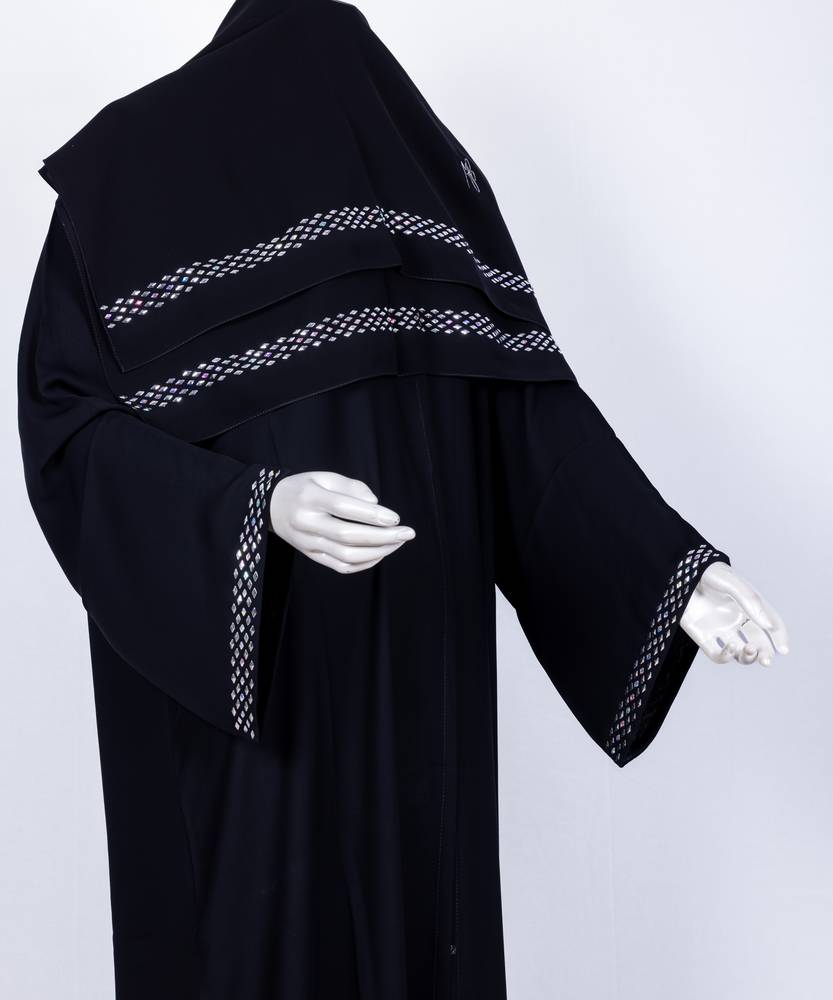 عباية مع طرحة معدن راين ستون موديل رقم  3556