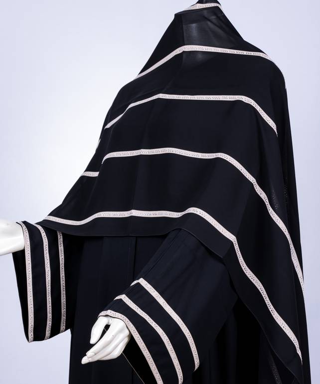 عباية مع طرحة كريستال مخطط 3574 (1)