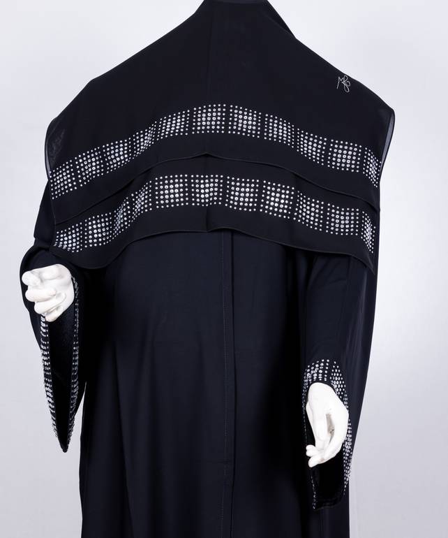 عباية معى طرحة موديل رقم   3615 (1)