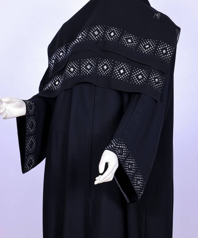 عباية مع طرحه موديل رقم   3613 (1)