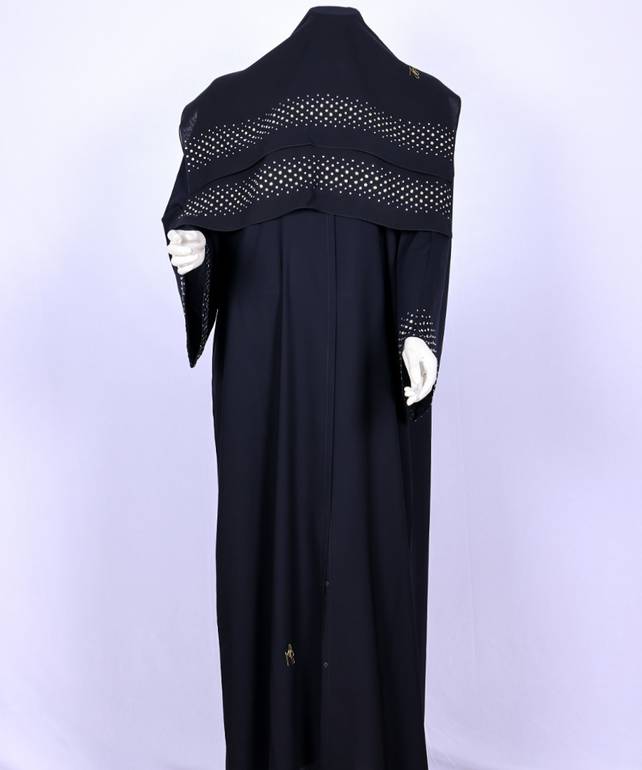 عباية مع طرحه موديل رقم  3665 (1)