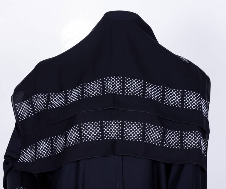 عباية مع طرحة كريستال برسمة موديل رقم  3592  (1)