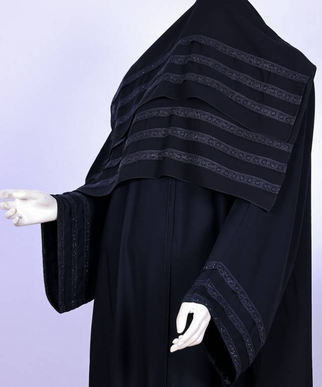 عباية مع طرحة موديل رقم   3630
