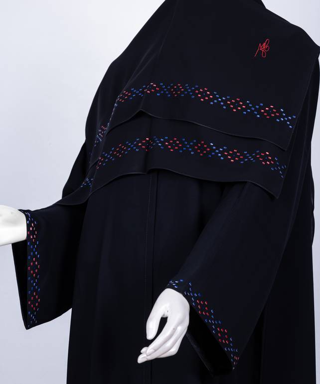 ( 1  ) عباية + طرحة  3640