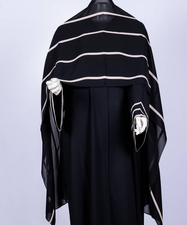 عباية مع طرحة كريستال مخطط 3574 (1)