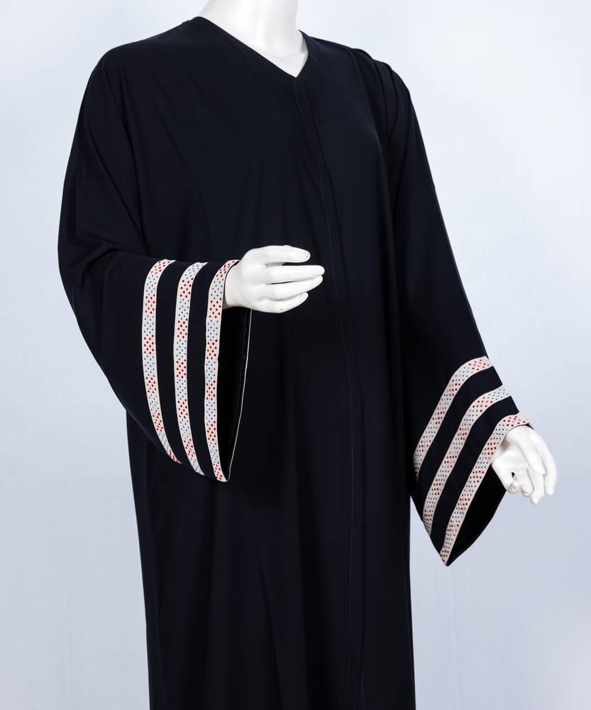 عباية مع طرحة موديل رقم  3662 (1)