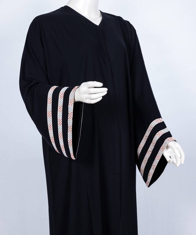عباية مع طرحة موديل رقم  3662 (1)