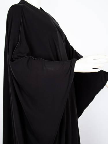 عبايىة سادة بقماش  سيدتي الجميلة  قصة المشلح