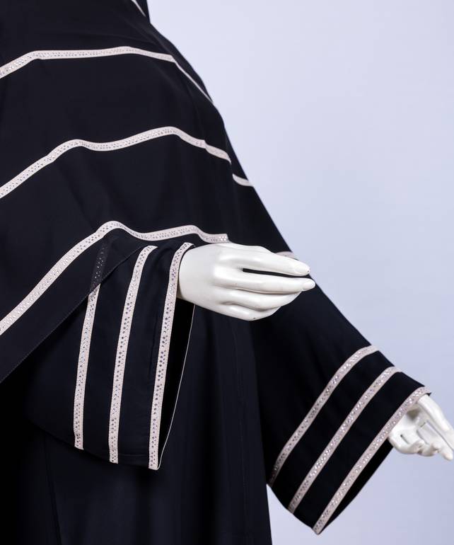 عباية مع طرحة كريستال مخطط 3574 (1)