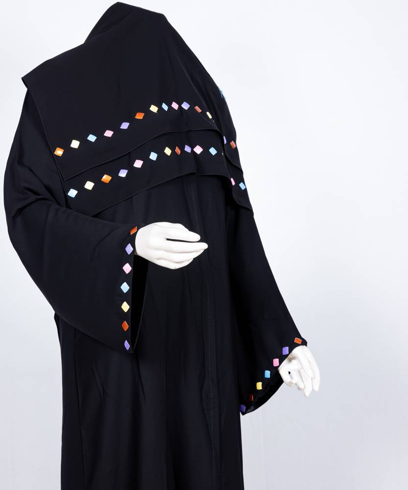 عباية مع طرحة موديل رقم   3550