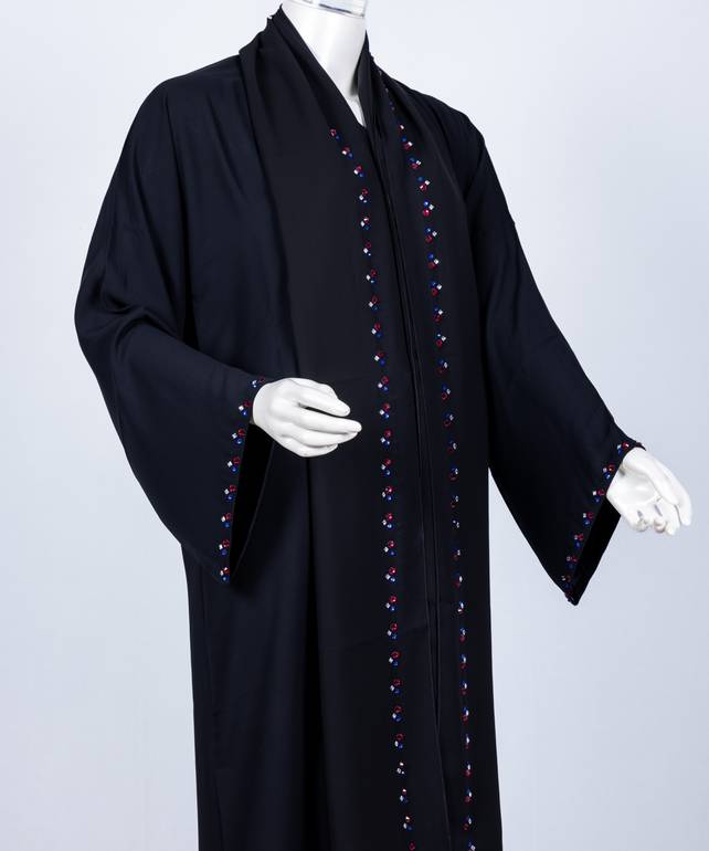 عباية مع طرحة كريستال مربع موديل رقم  3568 (1)