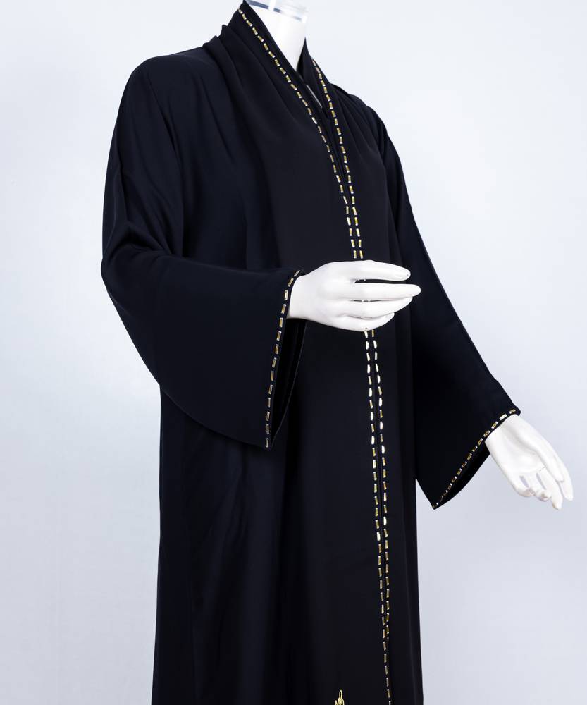   عباية مع طرحة معدن مستطيل موديل رقم  3609 (1)