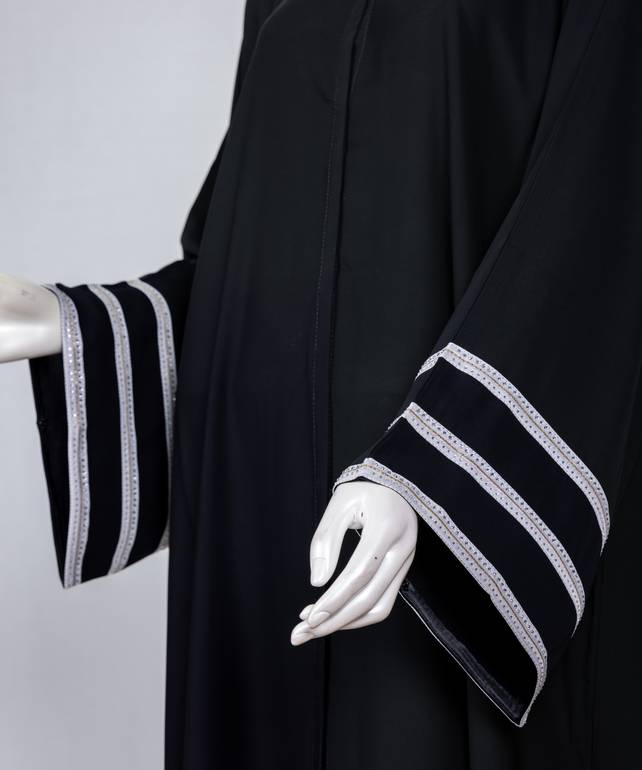 عباية مع طرحة كلفة مخطط موديل رقم  3583 (1)