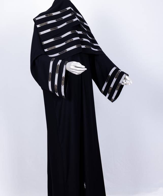   عباية + طرحة موديل رقم  3632