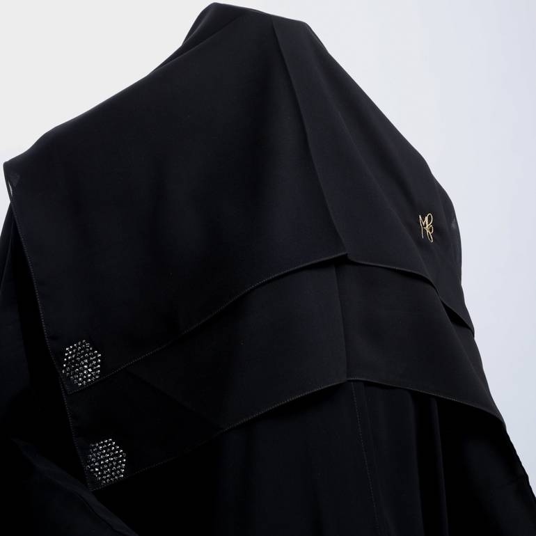طرحة كريستال زوايا لون بلاك دايموند