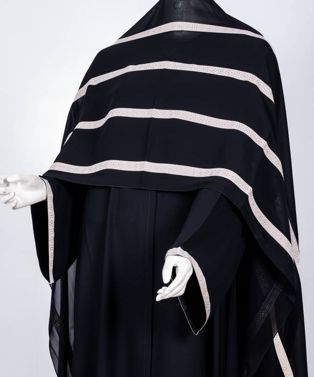 عباية مع طرحة كريستال مخطط 3566 (1)