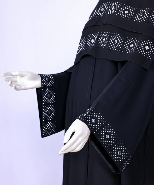 عباية مع طرحه موديل رقم   3613 (1)