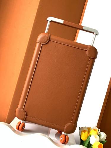 شنطة سفر Hermes 