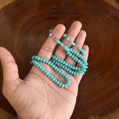 بكلايت قديم ( نواعم ذروي ) مخروط من مساطر تيفاني