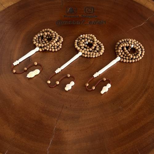 مسباح بمقاس 4 ملي صغير جدا ( كوك مع شاهد وتمليكة عظم )