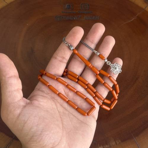 بما يسمى بكلايت صنوبري ( نواعم ) بكركوش فضة عيار 925 من تصميمنا