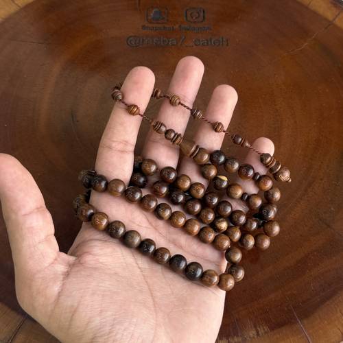 كوك مشبع بالزيت لياخذ اللون الغامق تمليكة طقم عربي وحزوز ( خراطة ورشة سيد )