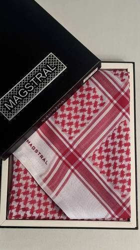 شماغ احمر MAGSTRAL