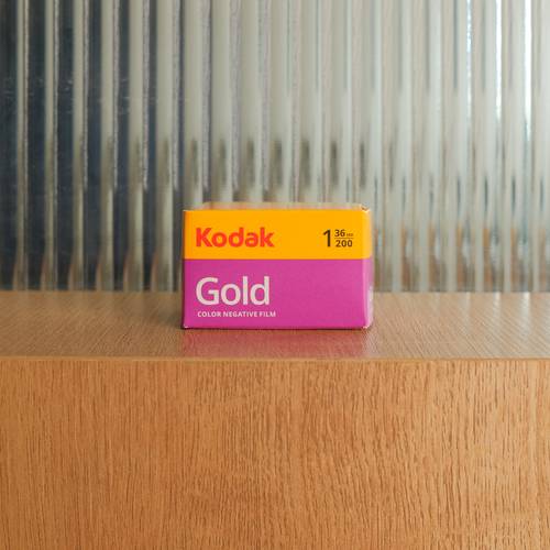 Kodak GOLD 200 Color Negative Film35mm Roll Film, 36 Exposures)