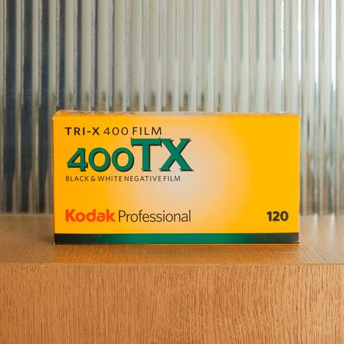 Kodak Professional Tri-X 400 Black and White Negative Film 120 (1 Roll Film)