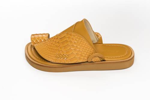 حذاء شرقي ثعبان اصفر