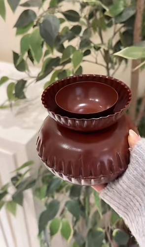 مبخرة حور - برغندي
