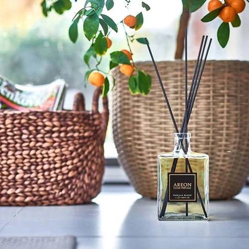 معطر المنزل الفاخر 1 لتر برائحة اللافندر والبتشولي والفانيلا