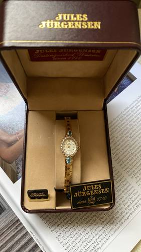 ساعة عتيقة ماركة Jules Jurgensen 
