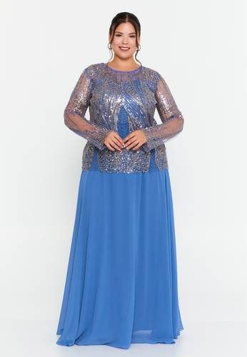                                                                   Blue dress