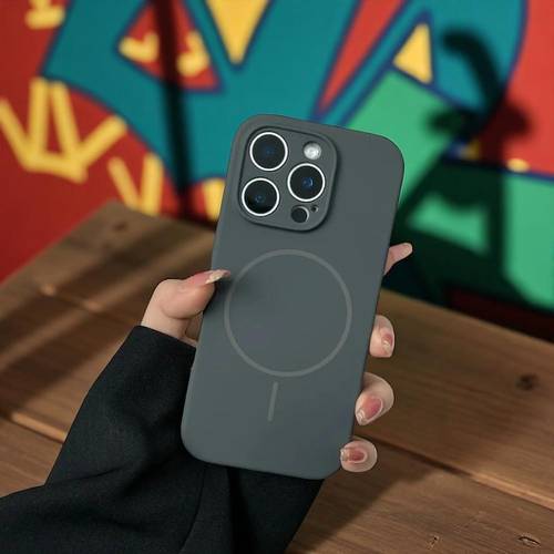 جراب سيليكون ROCKET لهاتف iPhone 16 Pro Max باللون الأزرق الفاتح