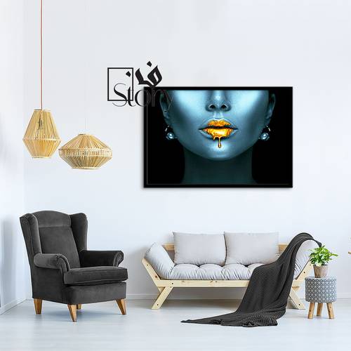 هذه اللوحة الفنية تعرض تصميمًا مودرن سرياليًا يركز على تفاصيل الوجه بتباين لوني قوي وجاذبية بصرية عالية.