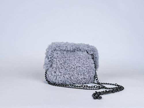 Cloud Puff Clutch 